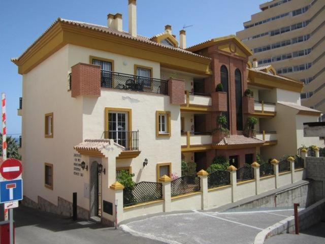 Benalmadena Beach Apartamento Con Vistas Al Mar Y Parking Privado Incluido ภายนอก รูปภาพ