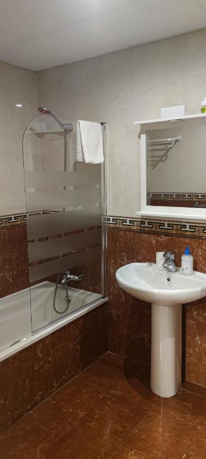Benalmadena Beach Apartamento Con Vistas Al Mar Y Parking Privado Incluido ภายนอก รูปภาพ