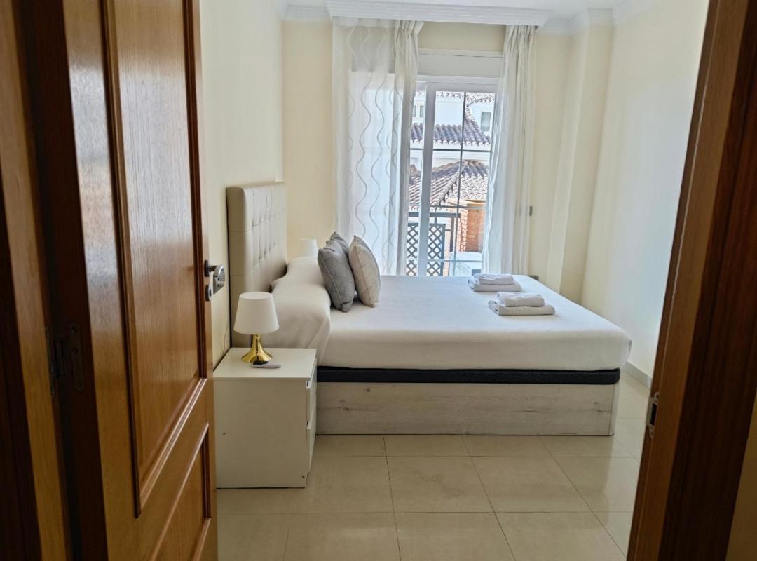Benalmadena Beach Apartamento Con Vistas Al Mar Y Parking Privado Incluido ภายนอก รูปภาพ
